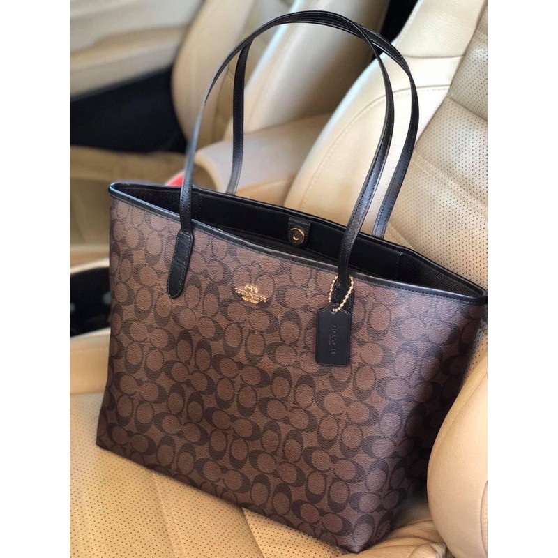 Coach City Tote In Signature Canvas Coach Im