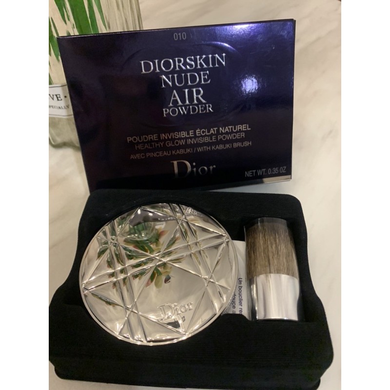 Dior Diorskin Nude Air Powder Healthy Glow Invisible With Kabuki Brush