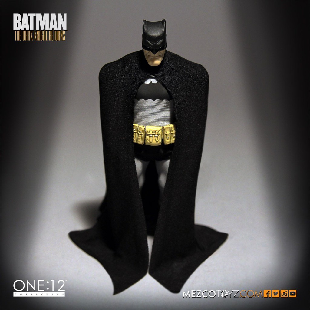 mezco one 12 batman the dark knight returns