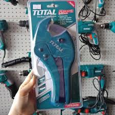 เครื่องตัดท่อ PVC 225mm THT53422 TOTAL