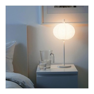 SOLLEF โคมไฟตั้งโต๊ะ Table lamp สูง 50 cm (ขาว)