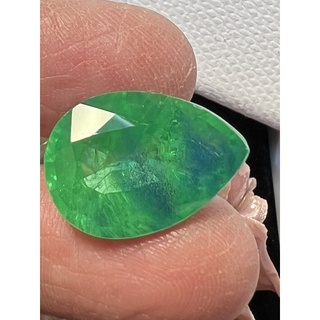 corundum Emerald synthetic 20carats 9.5x14mm