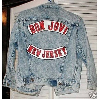 ชุดเย็บปักถักร้อย BON JOVI