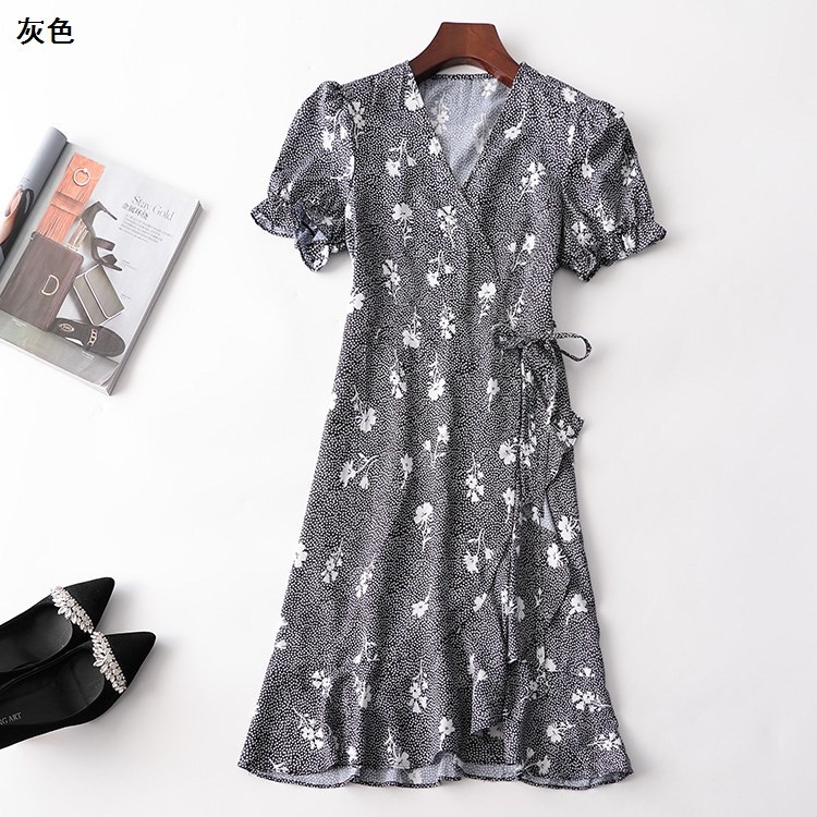 [ พร้อมส่ง]Export to Europe: Good Quality White Flower on Black Chiffon Dress for Women ดอกไม้สีขาวบ