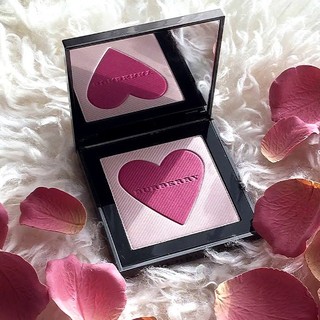 Burberry London With Love Blush Highlighter 8 g พร้อมกล่อง แปรง ถุงผ้า บลัชออน ปัดแก้ม แป้ง