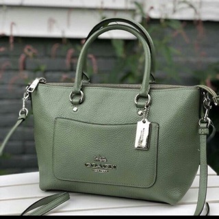 MINI EMMA SATCHEL (COACH F39605) สีเขียว clover มี 1 ใบ   ขนาด 11.75" (L) x 7.5" (H) x 4 .75" (W)  ราคา 4,380-