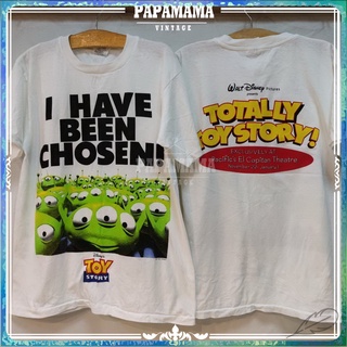 สินค้าเฉพาะจุด เสื้อยืดผ้าฝ้าย [ THE TOY STORY ] Little Green Men @1995 Disney เสื้อการ์ตูน papamama vintageS-3XL