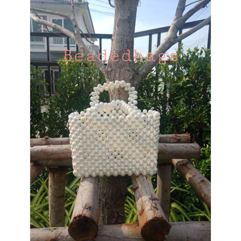 ❤️พร้อมส่ง❤️กระเป๋าลูกปัด/ทรงถือ สีมุกครีม💸เก็บเงินปลายทาง