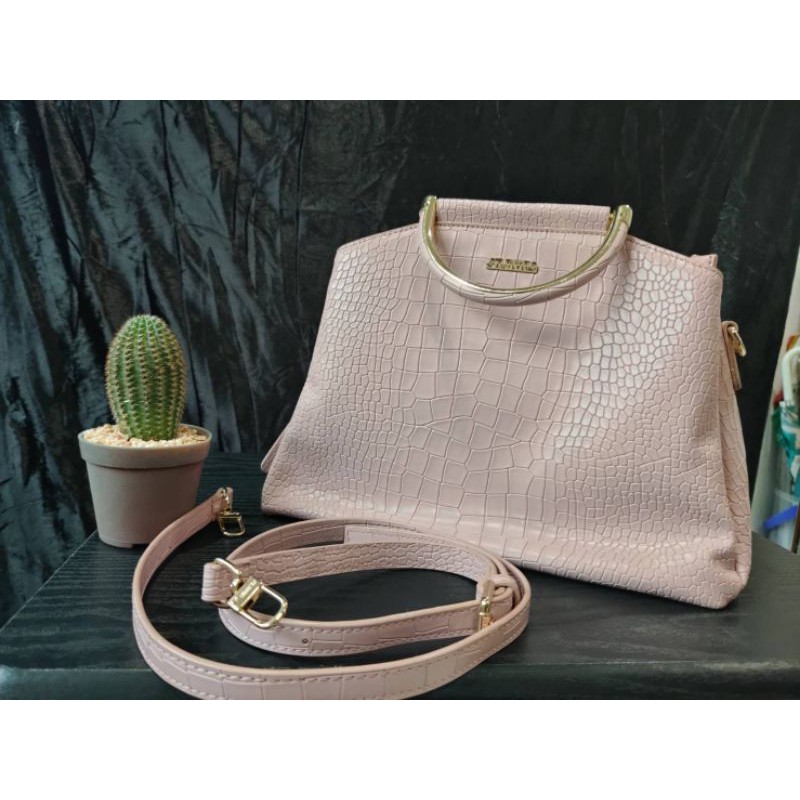 กระเป๋าชมพู ST.JAMES