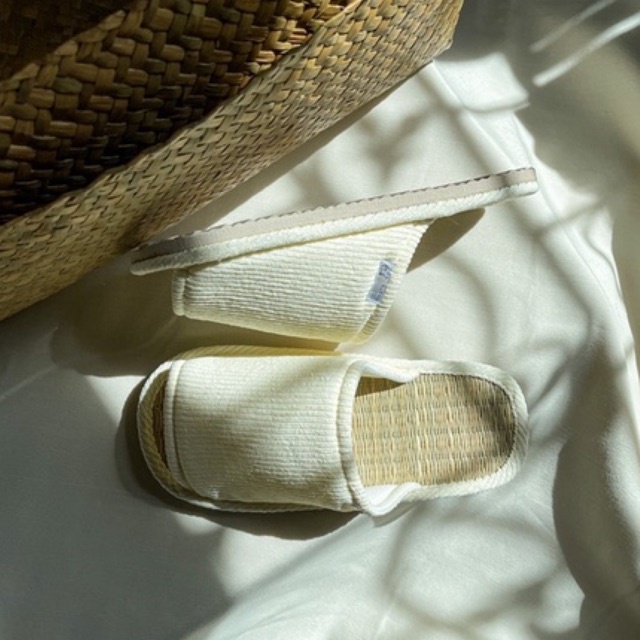 รองเท้าลูกฟูกสลิปเปอร์ ใส่ในบ้าน+นอกบ้าน สุดมินิมอลminimal