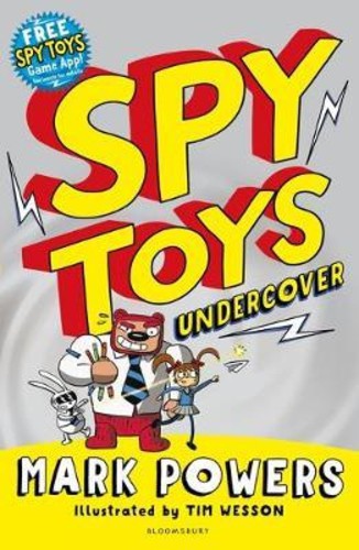 Spy Toys: Undercover โดย Mark Powers (ฉบับสหราชอาณาจักรปกอ่อน)