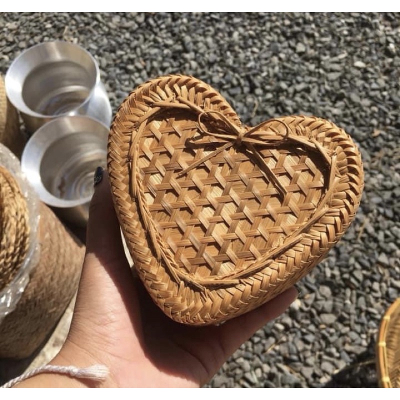 กระติบข้าวเหนียวรูปหัวใจ ใช้ได้จริง ทรงน่ารัก เป็นของฝากได้ - รูปที่ 2