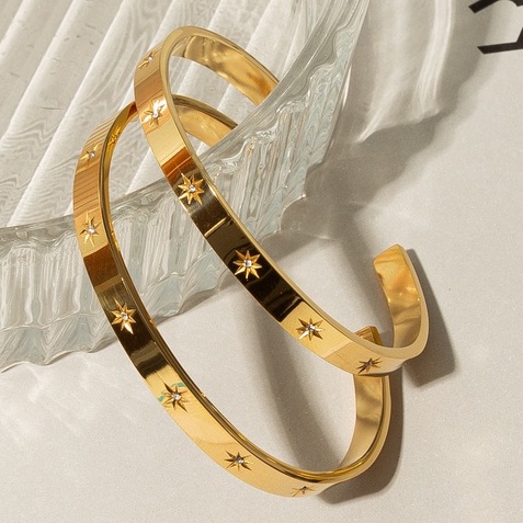 Lapaire | Starburst bracelet กำไล