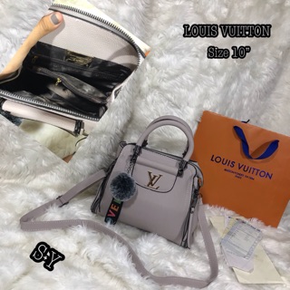 Louis Vuitton ถือและสะพายข้าง