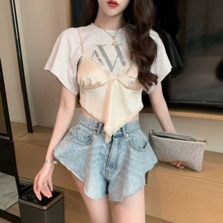 Sexy Set เสื้อครอปสม็อคหลัง+ยีนส์สั้นขาบาน