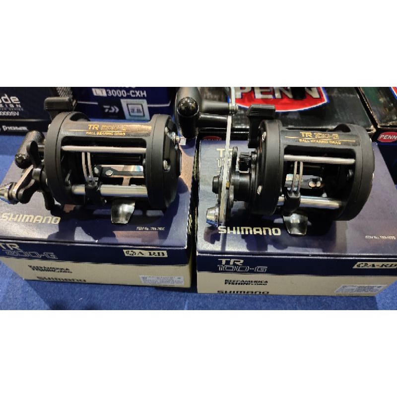 รอกตกปลาshimano TR100/200(หมุนขวา)