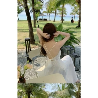 Beryl🌻เดรสขาวคอวีเว้าหลังเซ็กซี่สไตล์วันหยุด