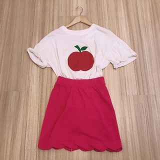 ชุดเซต2 ชิ้นเสื้อและกระโปรงสีชมพูมือ2