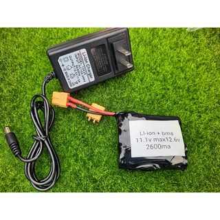 แบตเตอร์รี่ li ion พร้อมที่ชาร์จ 11.1-12.6v 2600ma ทรงแบน แบตลำโพงdiy