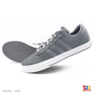 รองเท้า ADIDAS รุ่น AW4568