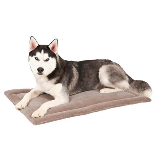 Petmate Kennel Mats เพ็ทเมท ที่นอนสี่เหลี่ยมสำหรับปูกรง