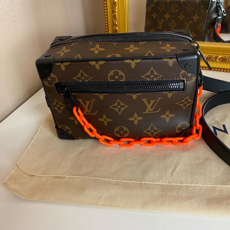 Louis Vuitton Soft Trunk dc.18