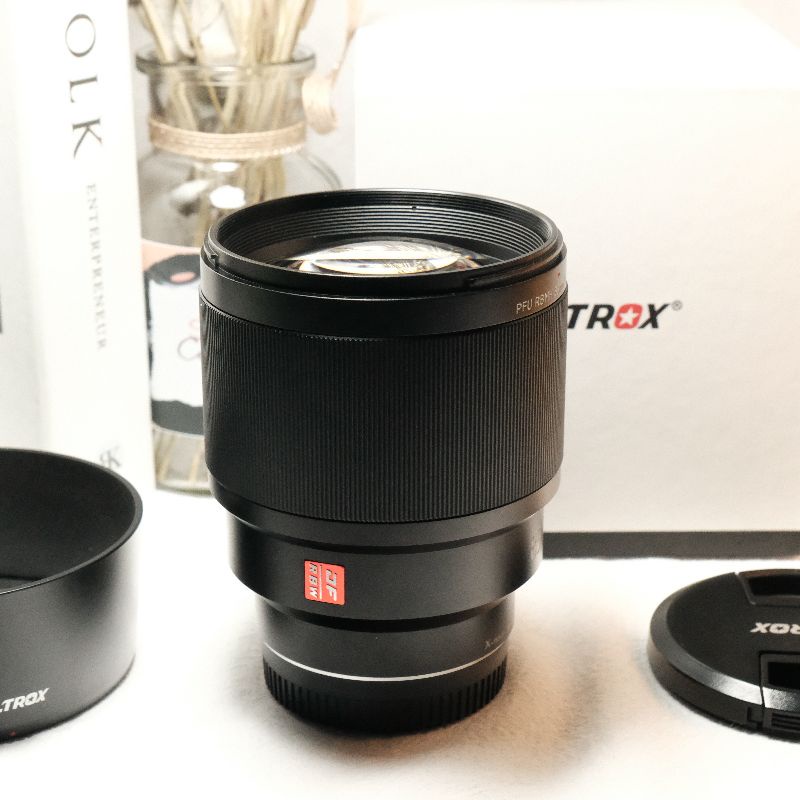 Viltrox 85mm f1 8 for fuji sickcamera thaipick