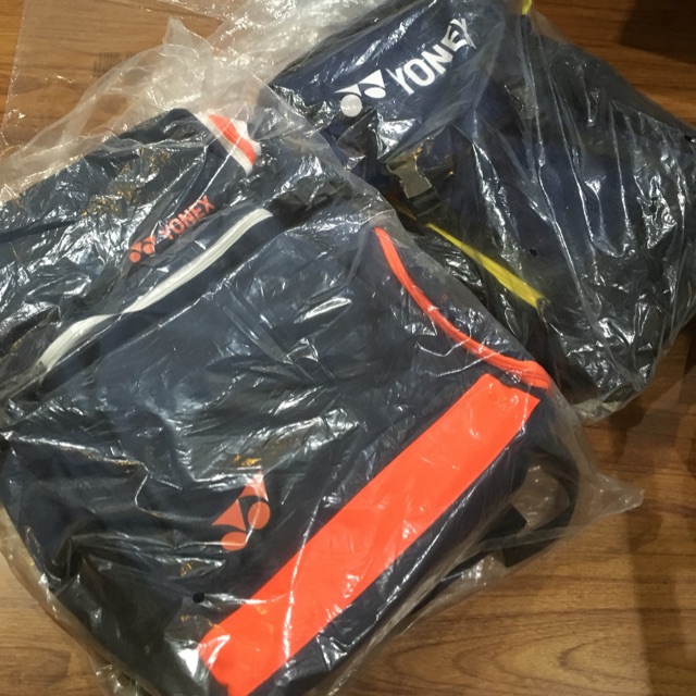 กระเป๋าแบดมินตันYonex