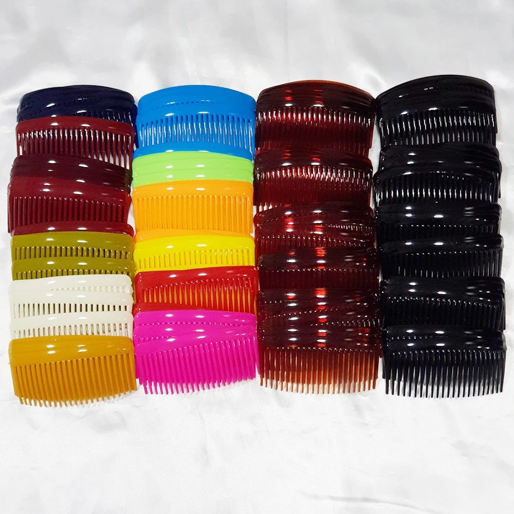 หวีสับ หวีผมขนาด 12 CM หวีโค้ง แบบพลาสติก ราคา/อัน ส่งแบบสุ่มสี