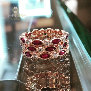 Ruby &amp; diamond ring in pinkgold