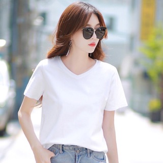 Simple casual plain Vneck tshirt for women and men student white plain tops unisex