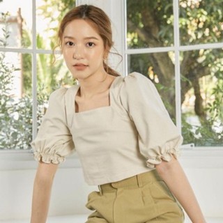 เสื้อจากร้าน lamune.studio