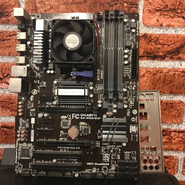 ชุด mb เทพๆ+ cpu amd fx 8320e 8c /8t 8หัวเเรงๆ