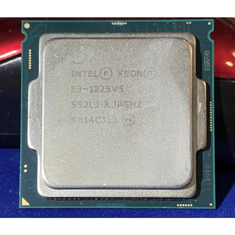 CPU Intel Xeon E3-1225 v5 socket 1151 Gen 6 เทียบเท่า i5-6500 แต่ใส่กับบอร์ดปกติไม่ได้