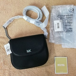 Michael Kors กระเป๋า Crossbody ทรงโดม สีดำ ไซส์ NS