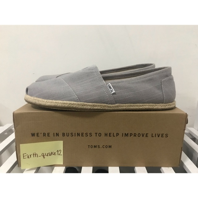 รองเท้า TOMS ผู้ชาย สีเทา มือหนึ่ง