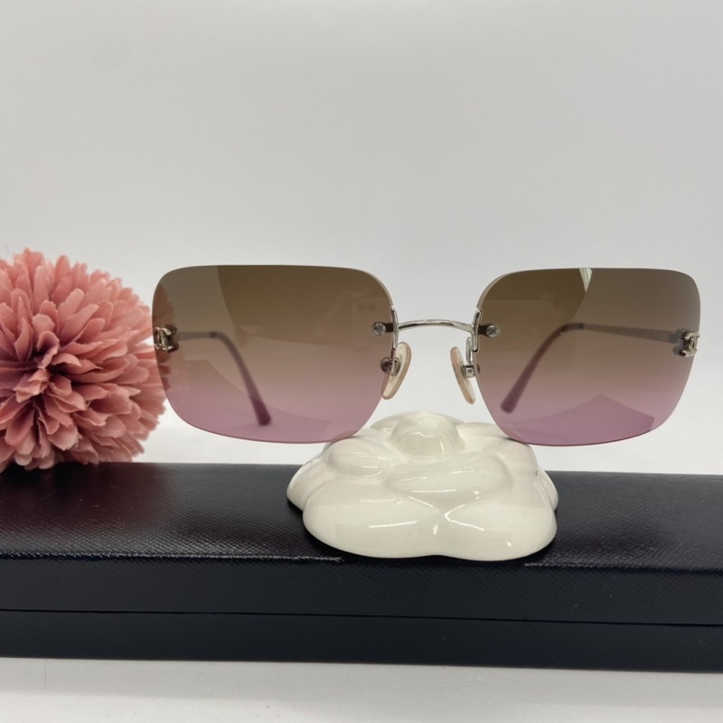#13 Chanel Vintage Rimless Sunglasses