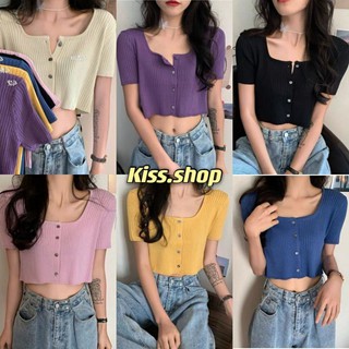 Kiss.shop🌟พร้อมส่ง🌟เสื้อยืดแขนสั้น แต่งกระดุมหน้าแกะได้ (w365)