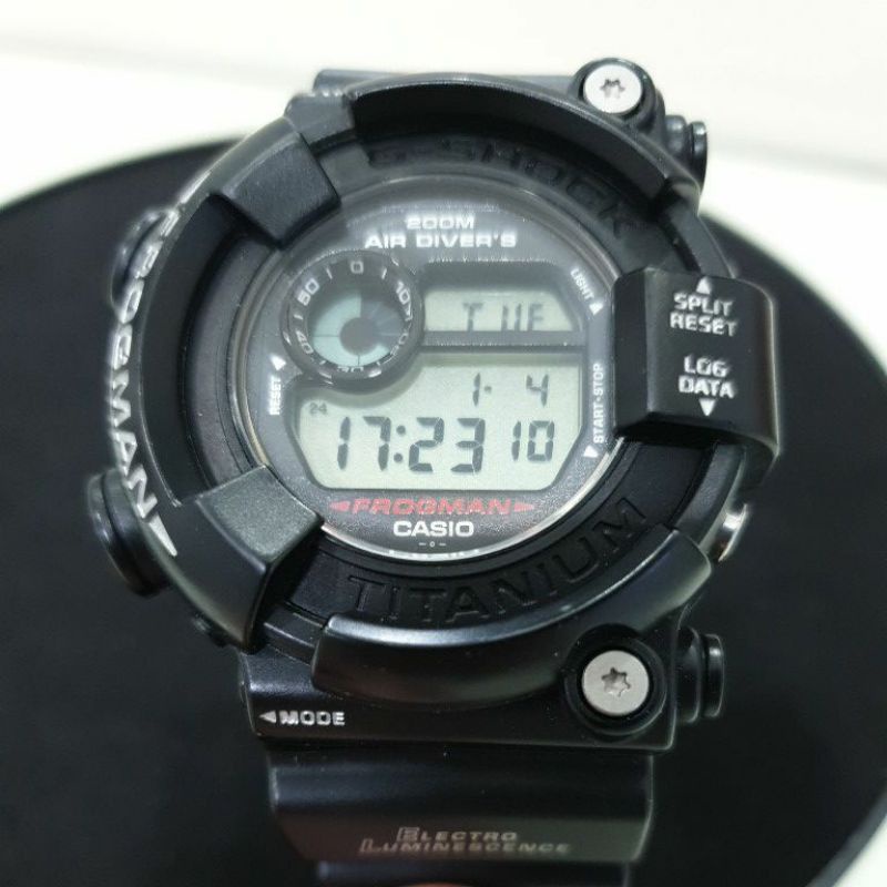นาฬิกาข้อมือ G-SHOCK Frogman DW-8200 Titanium มือสองสภาพดี