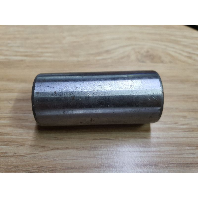 KARISMA FRONT PULLEY PIN