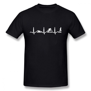 เสื้อยืดผ้าฝ้ายพิมพ์ลายขายดี เสื้อยืดแขนสั้น ผ้าฝ้าย พิมพ์ลาย Triathlon Heartbeat Love แฟชั่นฤดูร้อน สําหรับผู้ชาย