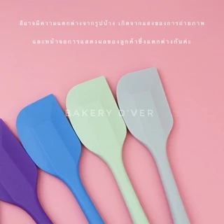 พายซิลิโคน ทนความร้อน อย่างดี มี 2 ขนาด [21cm หนัก 40g] และ [27cm หนัก 85 และ 90g] พายยาง Silicone Spatula