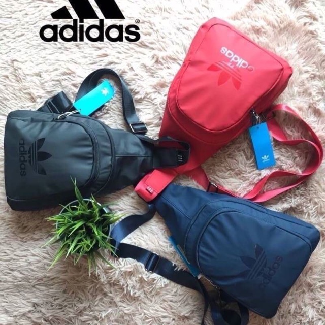 กระเป๋าสะพายคาดอก Adidas Expect Originals Bag