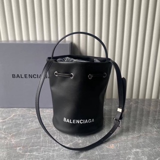 Preorder Balenziaga Bag