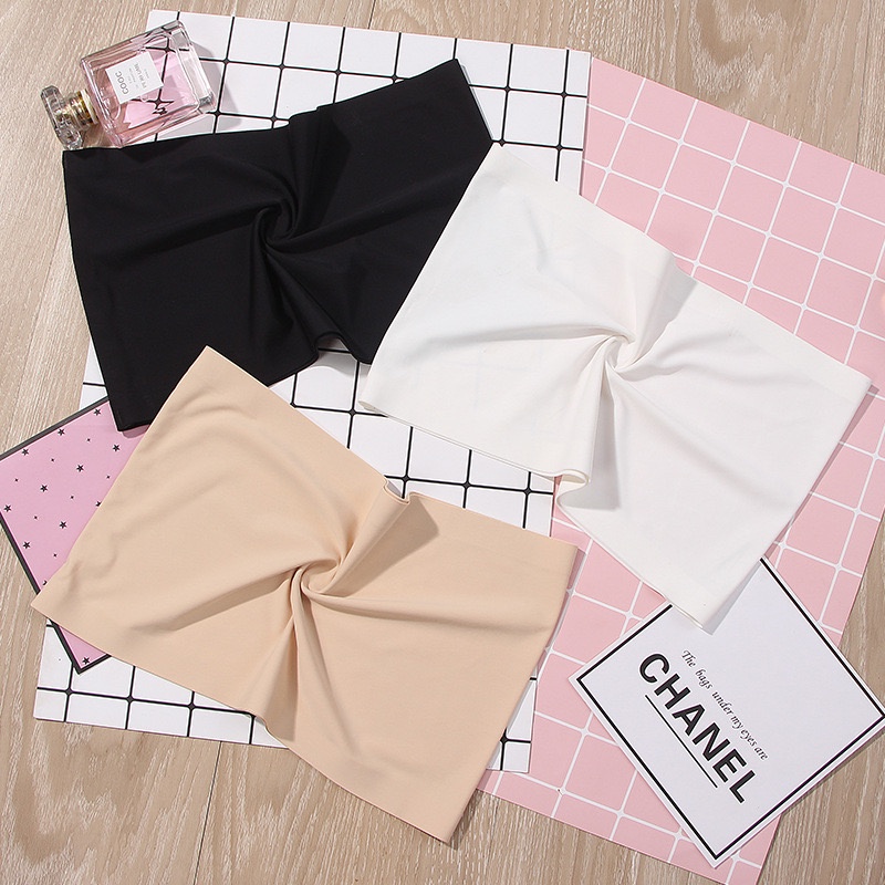 เสื้อเกาะอกรุ่น B-011 ไม่มีฟองน้ำเสริม ผ้ามัน ลายเรียบ ใส่สบาย สินค้าพร้อมส่งจากไทย