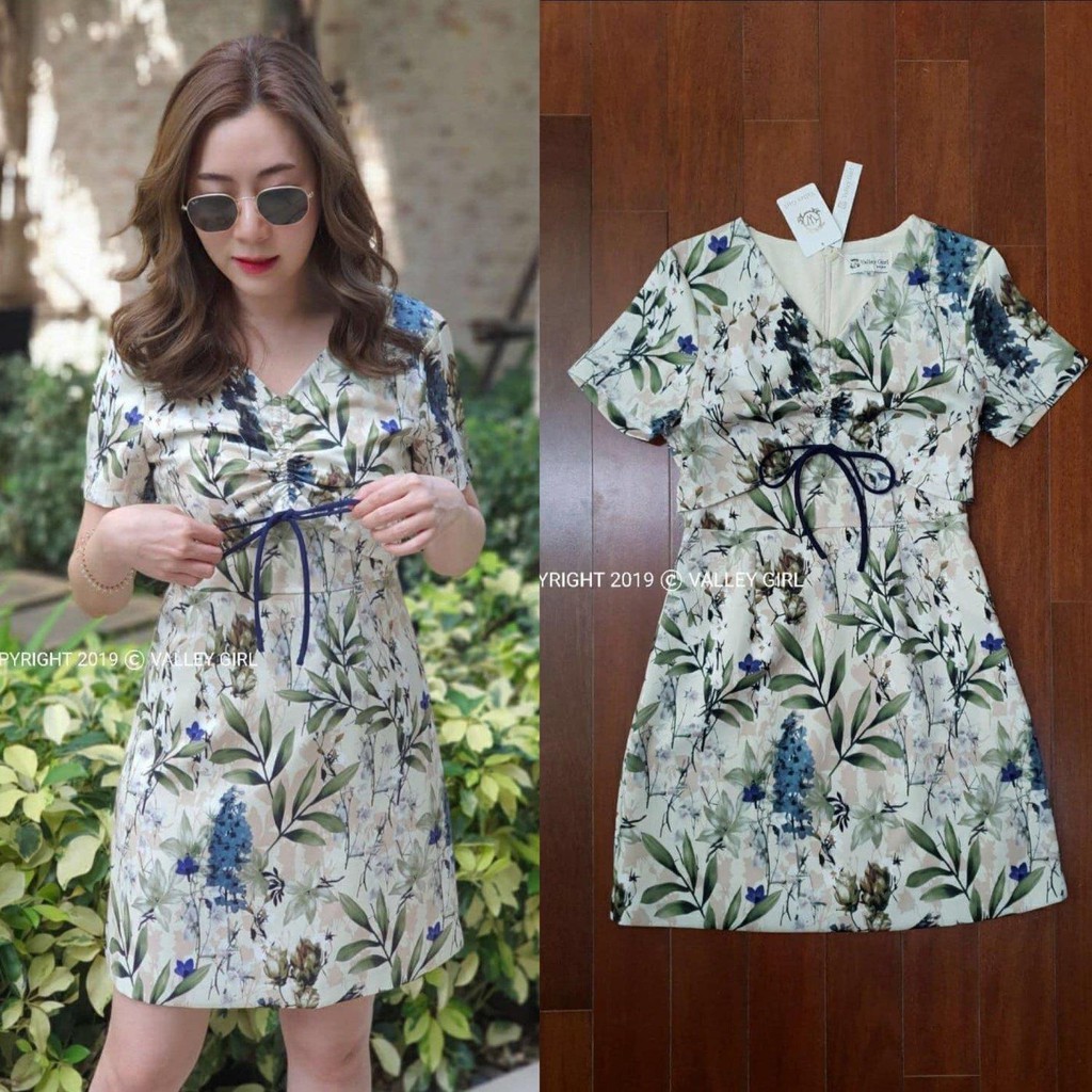 Code no:2004034911-VG เดรสลายดอกเหลืองเขียว ที่หน้าอกเกร๋ๆมีเชือกรูดย่นได้ตามระดับที่ต้องการ ทรงสวยเป้ะ ผ้าดีมาก