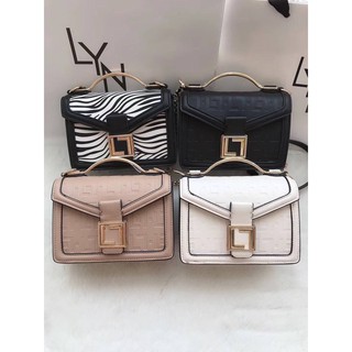 กระเป๋าสะพาย Lyn Mini Crossbody Bag คอลเลคชั่นใหม่