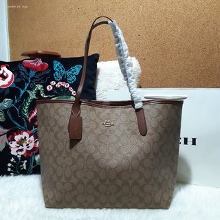 (แท้ 💯%‼) COACH C5696 CITY TOTE IN SIGNATURE CANVAS