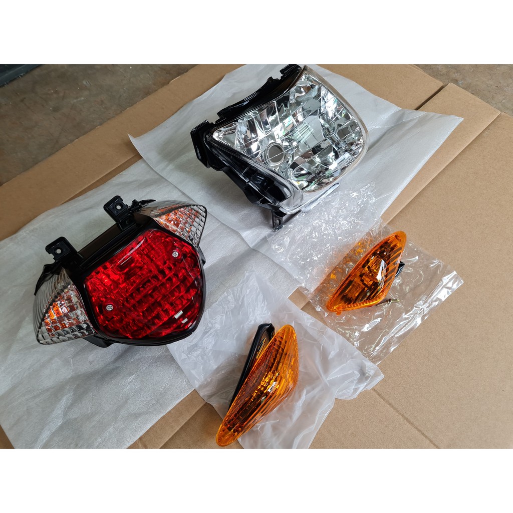 ชุดไฟหน้า Sonic รุ่นแรก ไฟท้ายโซนิครุ่นเก่า ไฟเลี้ยว (พร้อมขั้ว+หลอด) 1 คู่ ซ้าย+ขวา ตัวเก่า ปี 2000-2003 ตาเพชร - รูปที่ 2