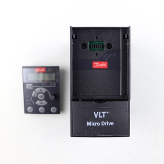 ปั๊มแผงควบคุม SZ Danfoss 132F0003 vfd 0.75kw